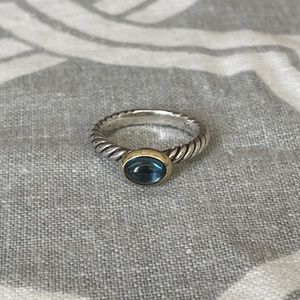 Authentic David Yurman Oval ring size 6, like new.